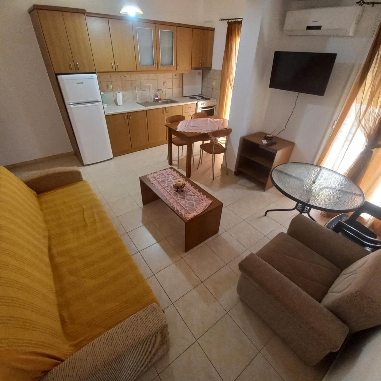 Central Rooms Makrýgialos Zewnętrze zdjęcie